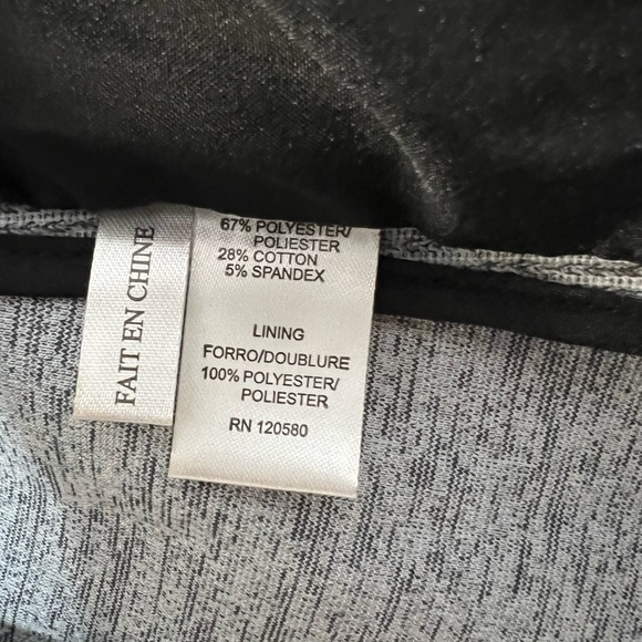 Amanda and Chelsea Blazer, Size Small - Picture 7 of 7